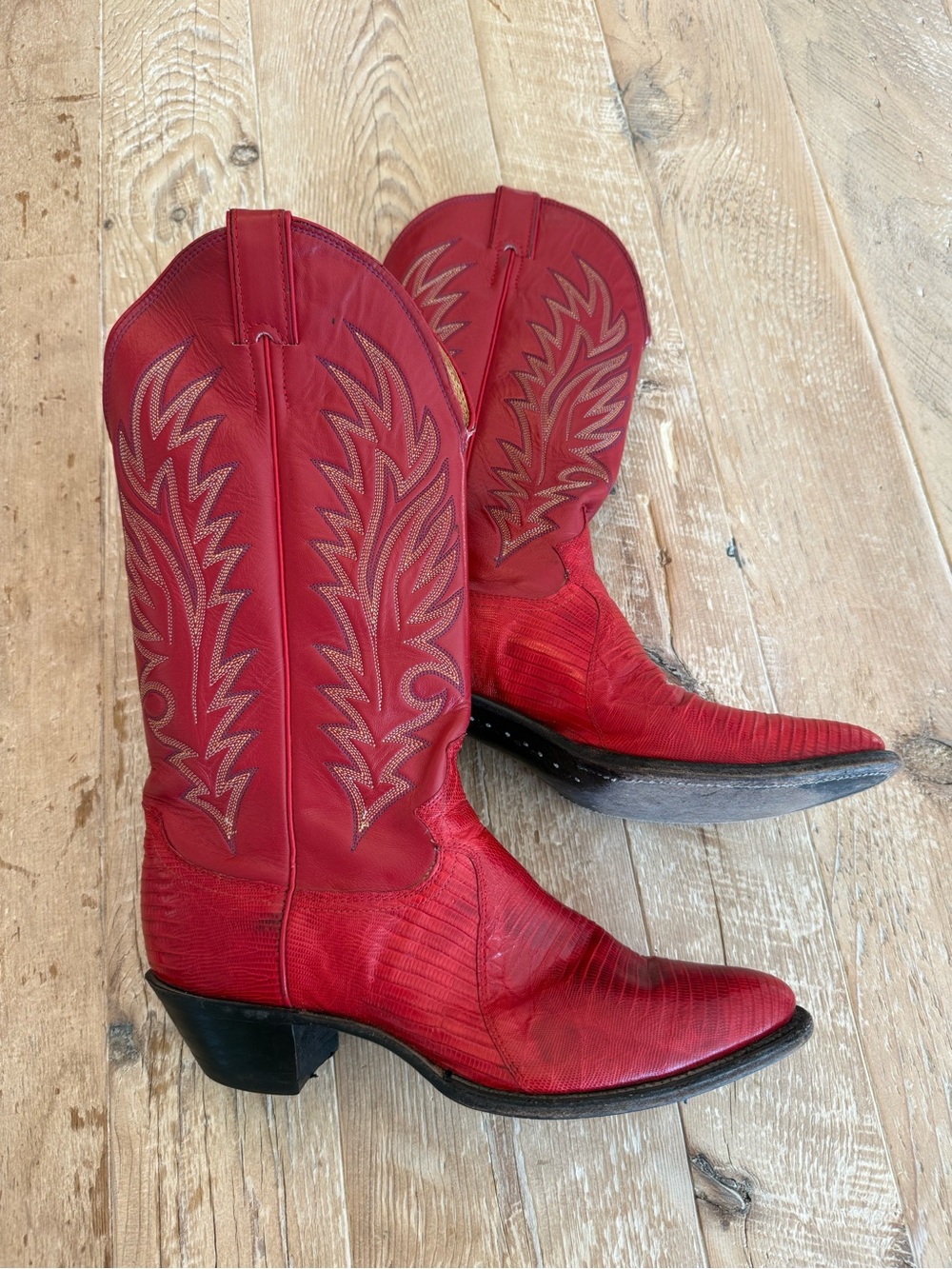 Justin Red Women's Western Cowboy Boots 9